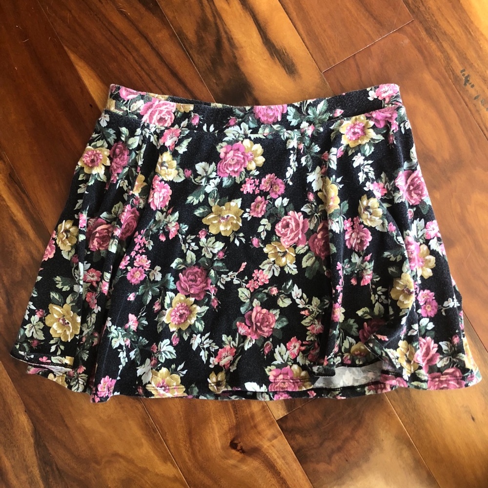 F21 skater skirt